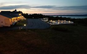 Acadia Ocean View Hotel